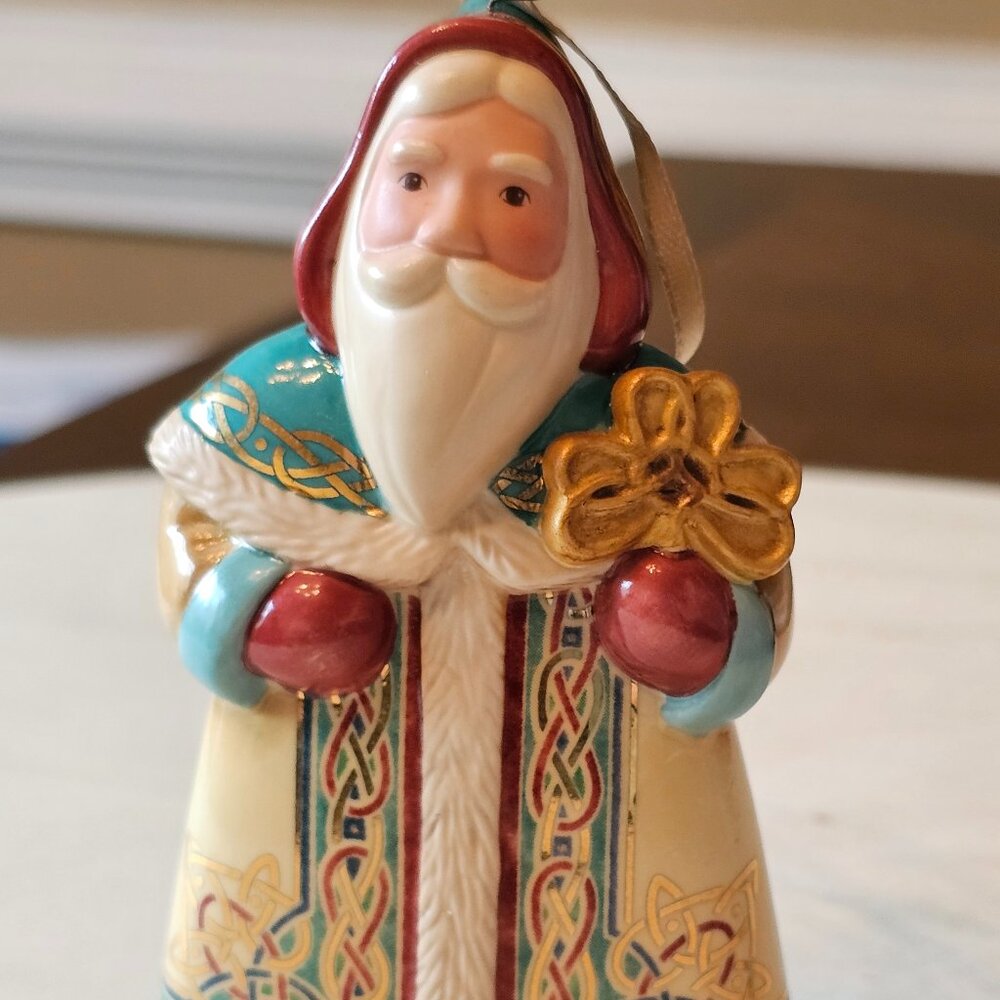 2004 Hallmark Santas from Around the World - Ireland